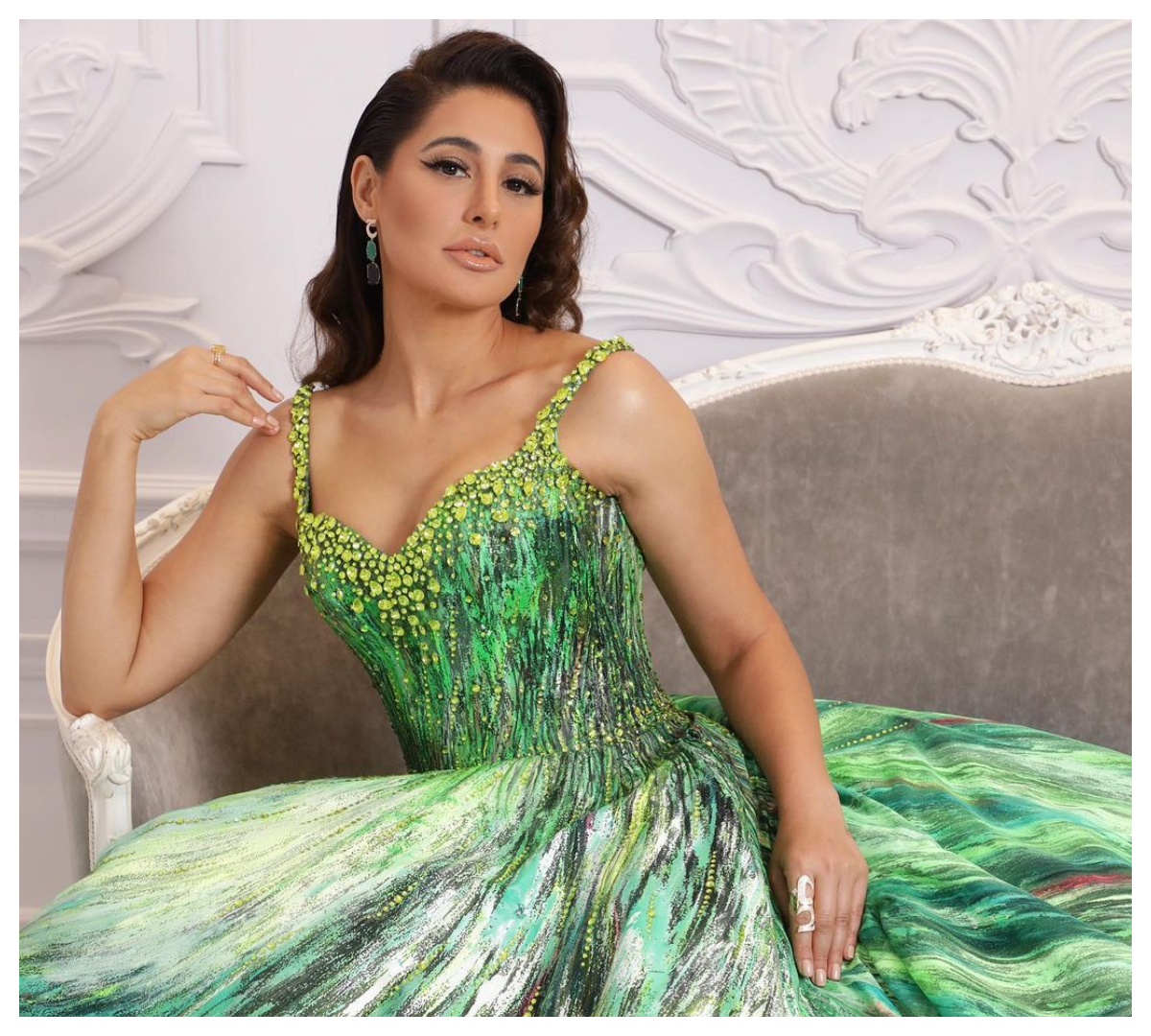 Nargis Fakhri | స్లీవ్ లెస్ అందాల‌తో హీటెక్కిస్తున్న‌ నర్గీస్ ఫక్రీ..