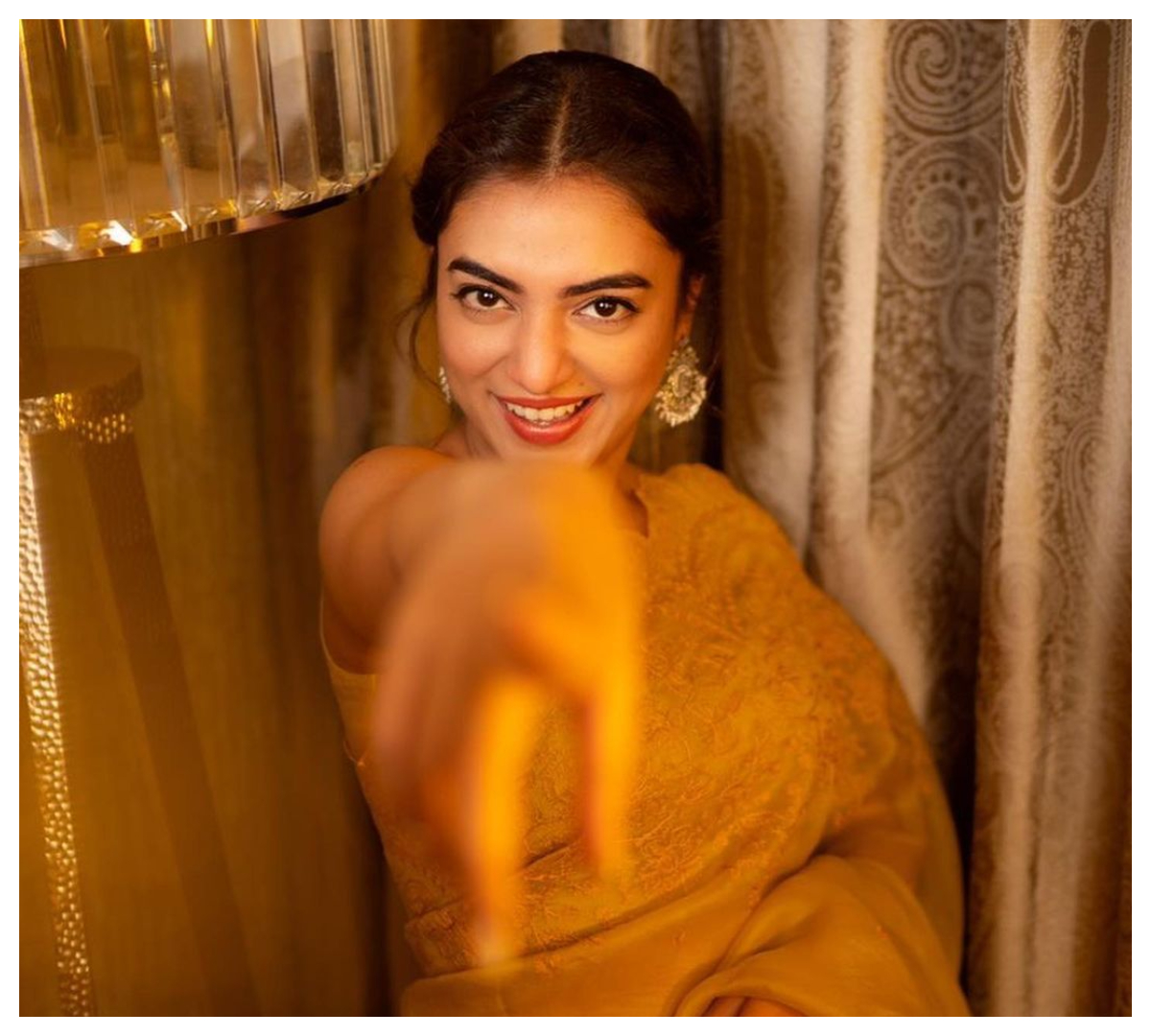 Nazriya Nazim Fahadh | చీర‌క‌ట్టులో నజ్రియా నజీమ్ సొగ‌సు చూడ‌త‌ర‌మా..