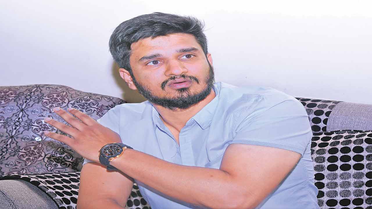 నాన్న తిట్టూ..తీపి మిఠాయే!