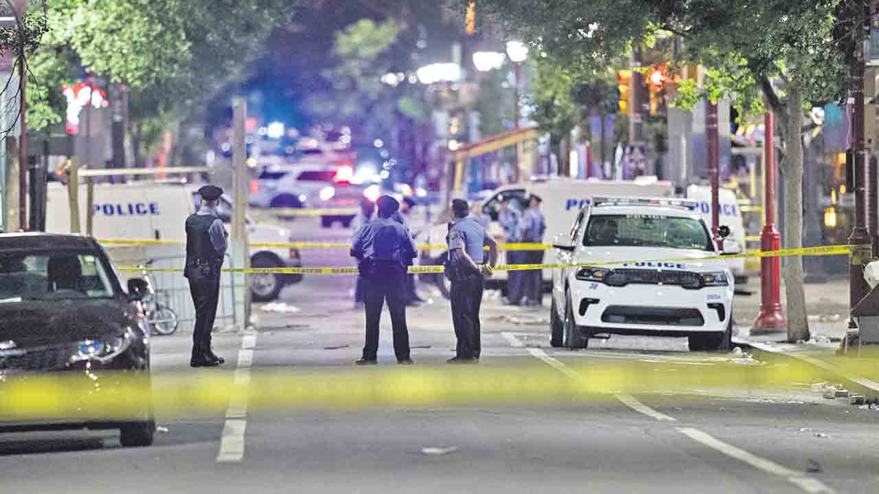 అమెరికాలో మళ్లీ కాల్పులు.. ముగ్గురు మృతి