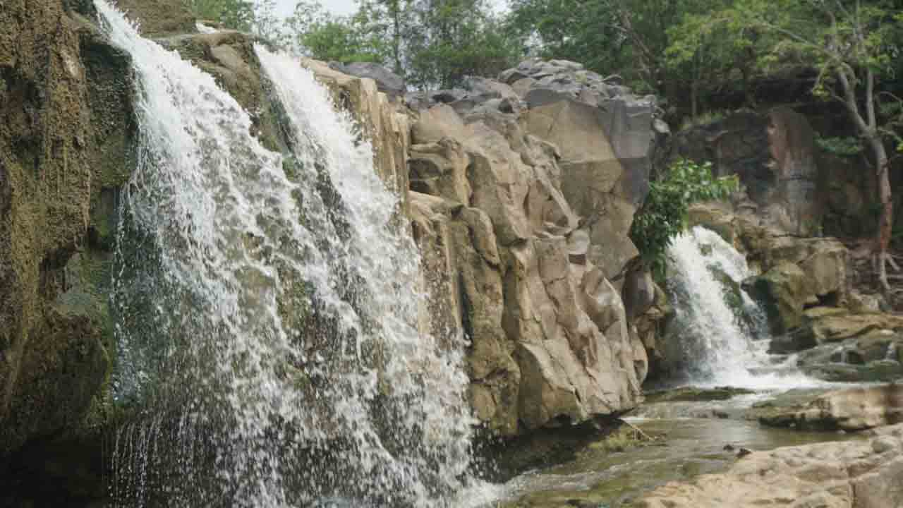 జలకళను సంతరించుకున్న Pochera waterFalls