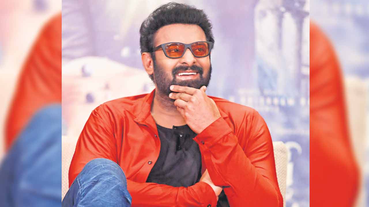 నగరంలో ‘సలార్‌’ సందడి