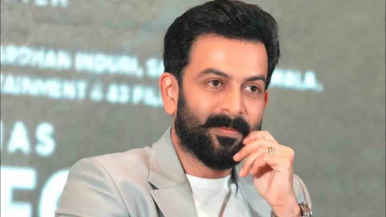 Prithviraj Sukumaran | కరీనాకపూర్‌తో పృథ్విరాజ్‌ సుకుమారన్ రొమాన్స్‌..!