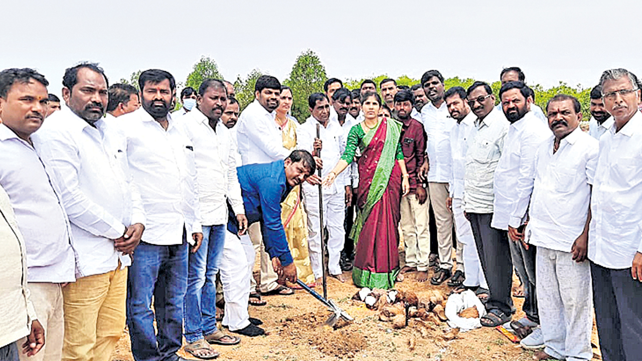 విద్యారంగ అభివృద్ధికి ప్రభుత్వం కృషి