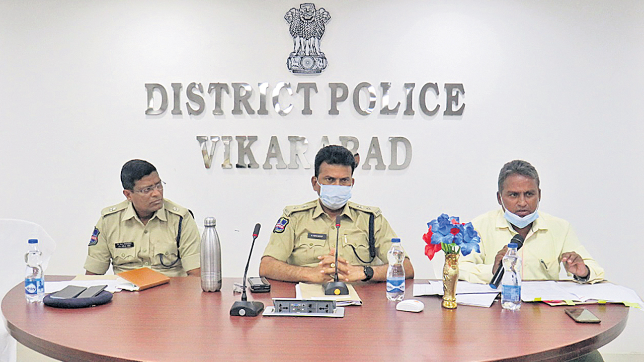 పశువుల అక్రమ రవాణాను అడ్డుకుంటాం
