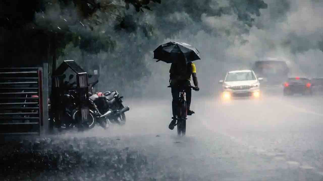 Telangana | ఆ జిల్లాల్లో రేపు భారీ వర్షాలు!
