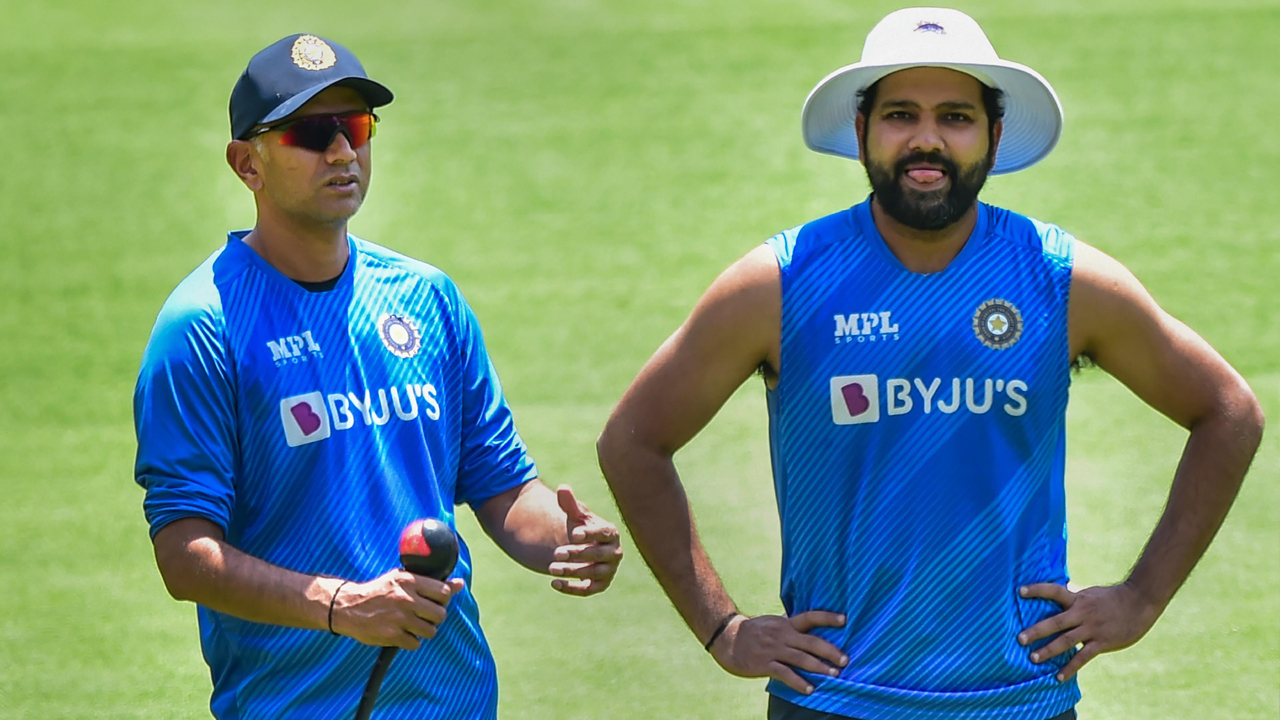 రోహిత్‌కు కరోనా ఇంగ్లండ్‌తో టెస్టుకు దూరం!