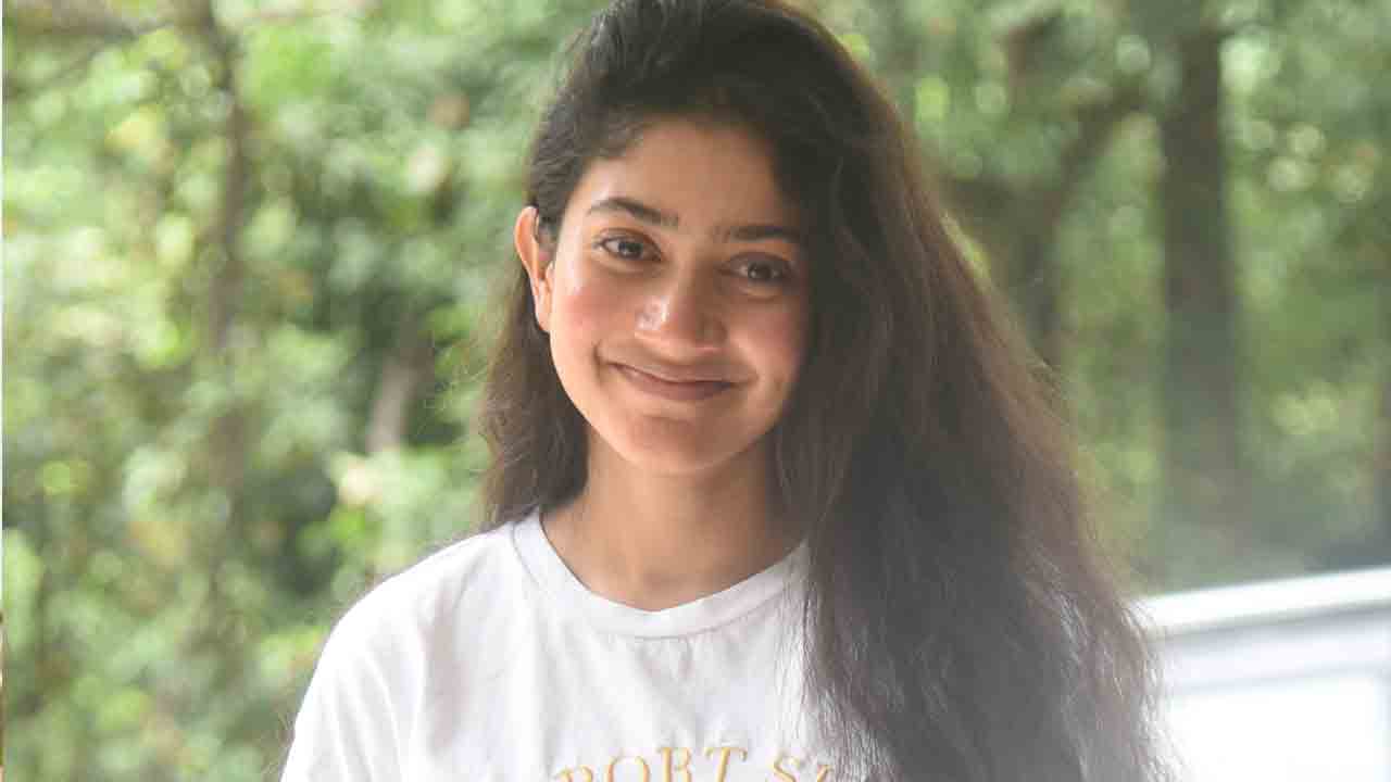 Sai Pallavi Interview | విరాట పర్వం ఎప్పటికీ గుర్తుండిపోయే సినిమా: సాయి పల్లవి