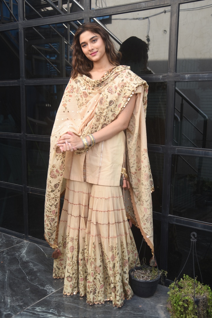 Saiee Manjrekar