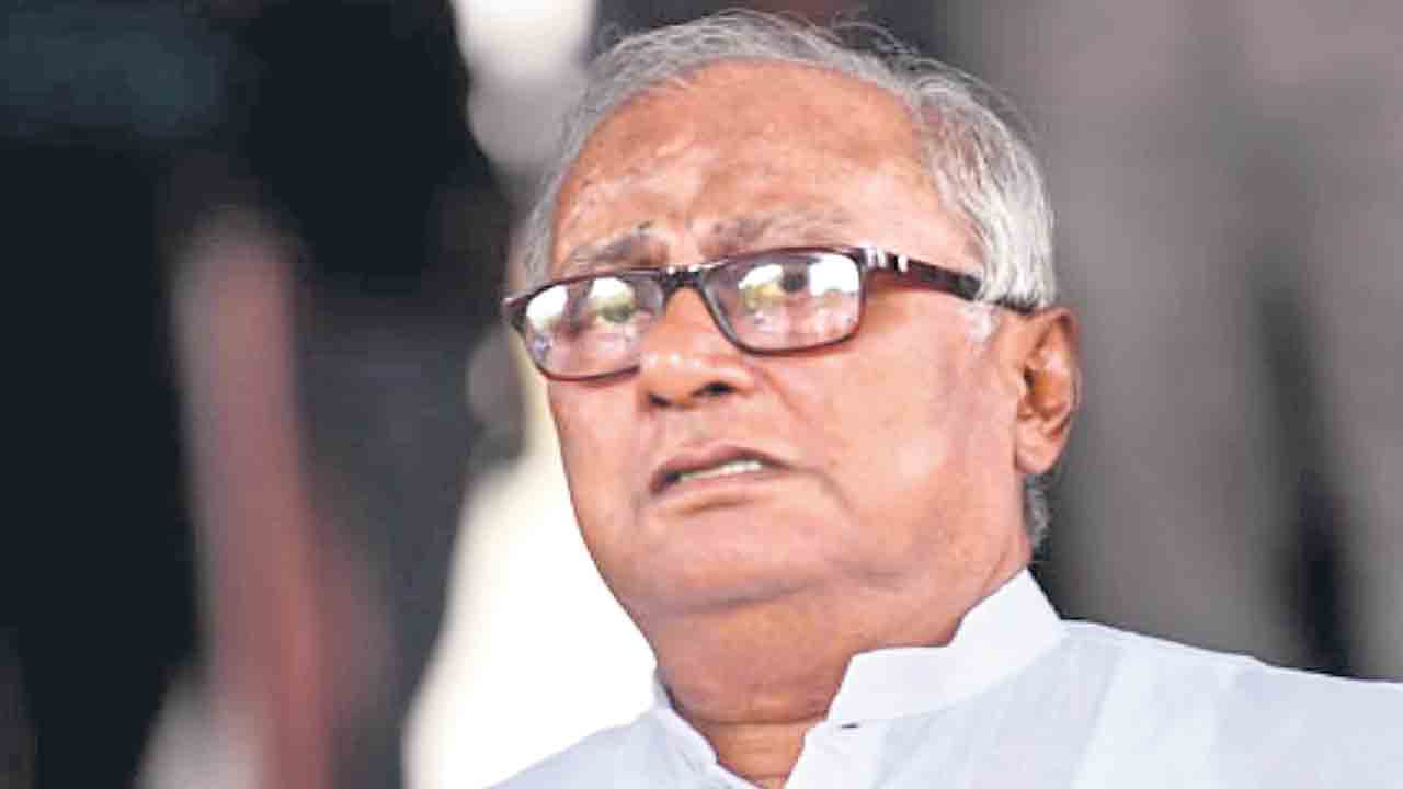 కేసీఆర్‌ను కలుపుకొని పోవాల్సిందే!