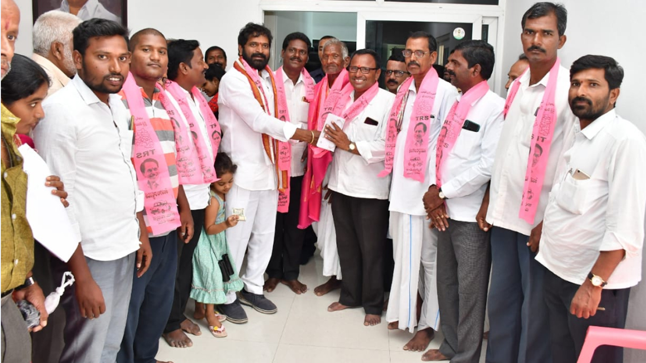 అన్ని వర్గాలకు సముచిత స్థానం