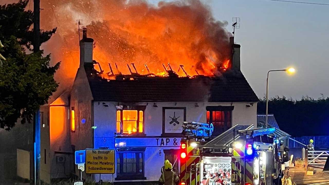 Stuart Broad | ఇంగ్లాండ్ పేసర్ బ్రాడ్ పబ్‌లో మంటలు.. ఫస్ట్ ఫ్లోర్ దగ్ధం..