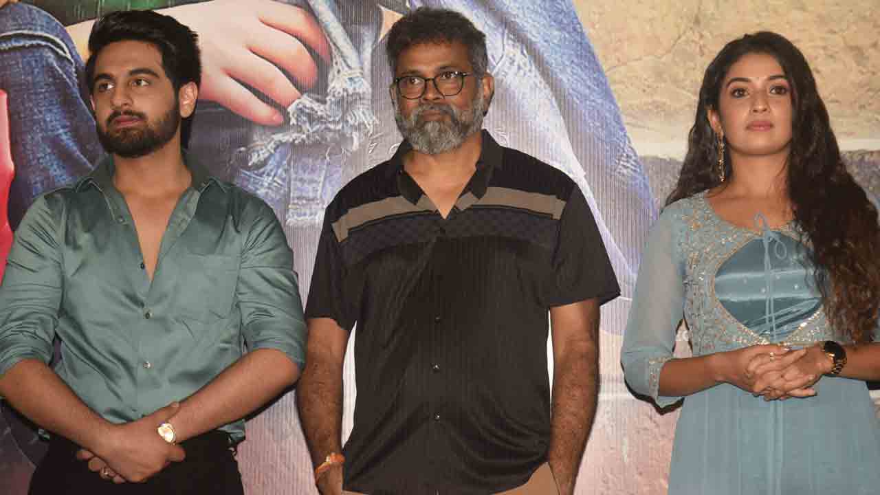 ‘బనారస్‌’లో ఏం జరిగింది?