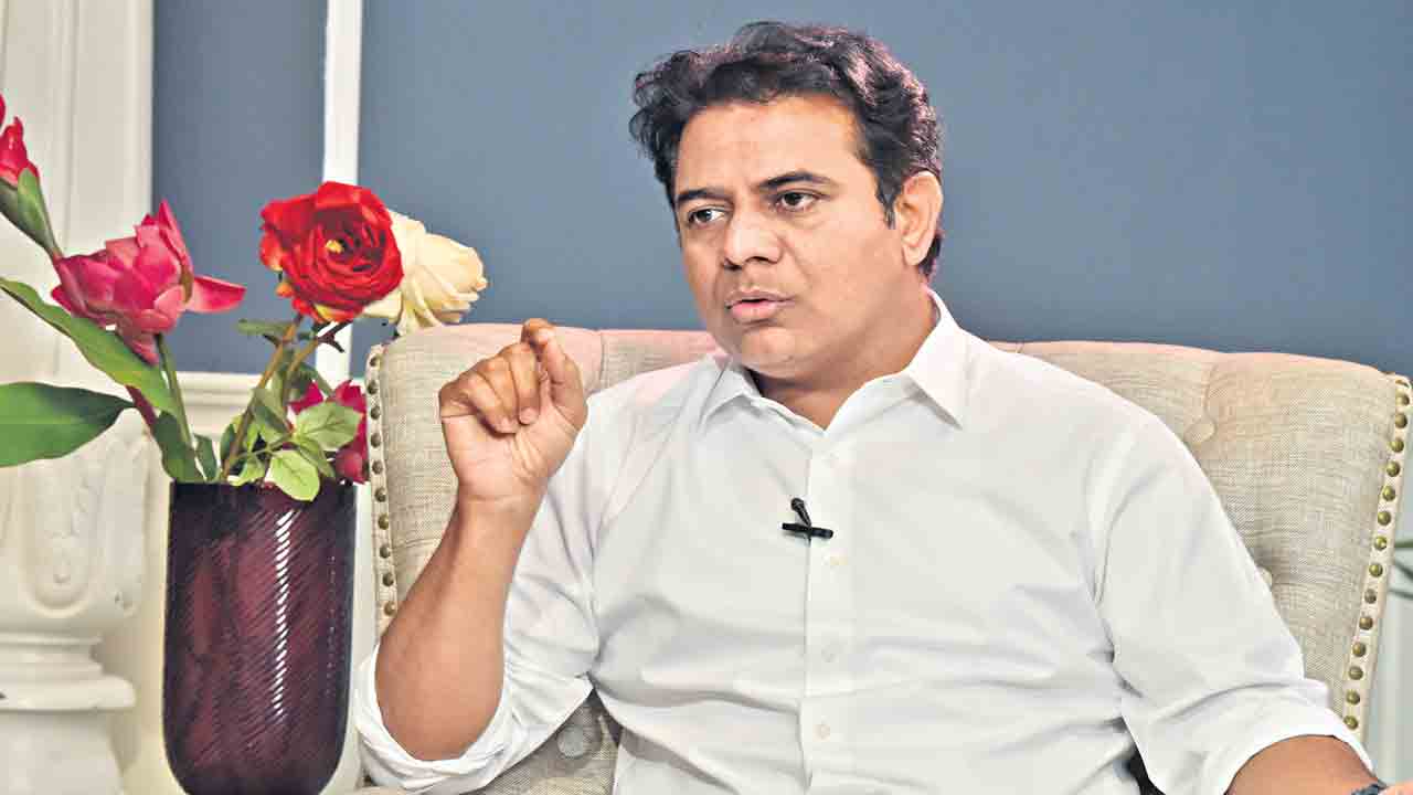 మా భూమి మాదే.. 40వేల కోట్ల భూమి అమ్మే హక్కు మీకెక్కడిది.. నిర్మలకు కేటీఆర్‌ ఘాటు లేఖ