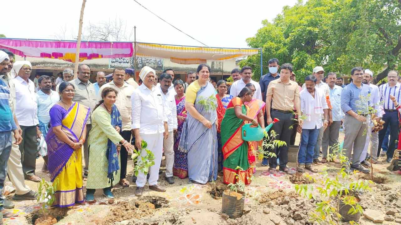 ఊరూరా ఉత్సాహంగా