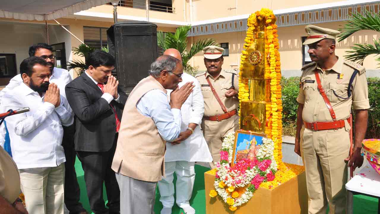 అభివృద్ధి, సంక్షేమమే ఎజెండా