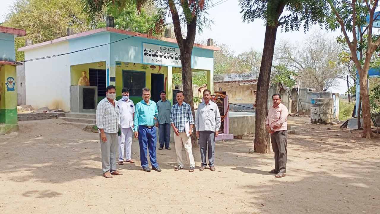 పాఠశాలల అభివృద్ధికే ‘మనఊరు-మనబడి’