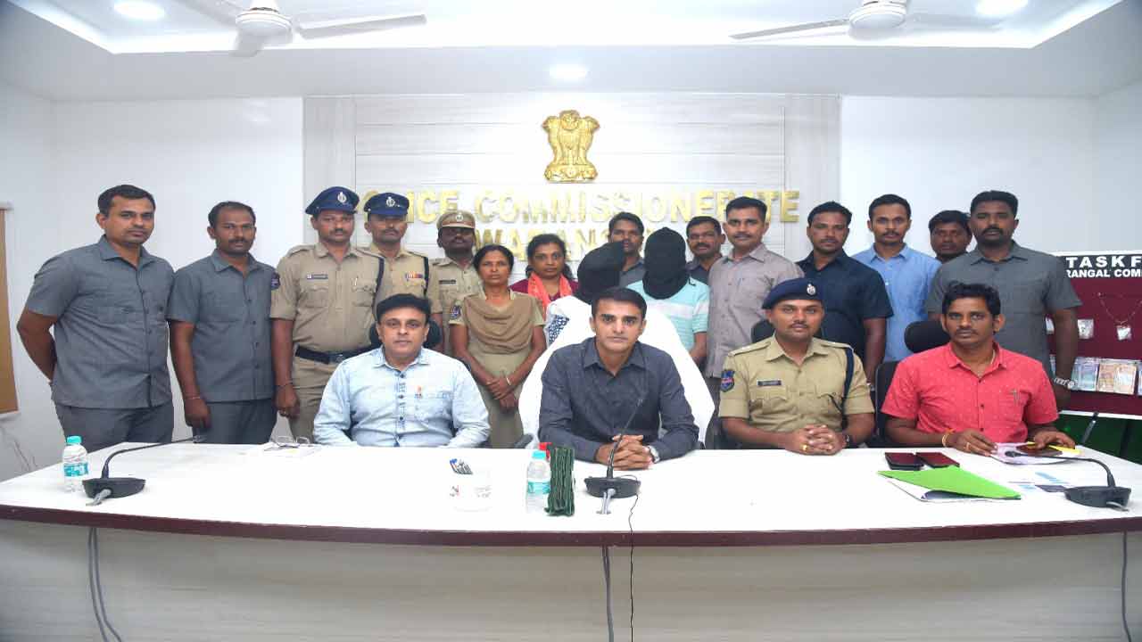 అధిక వడ్డీ చెల్లిస్తానని ఆశ చూపి..