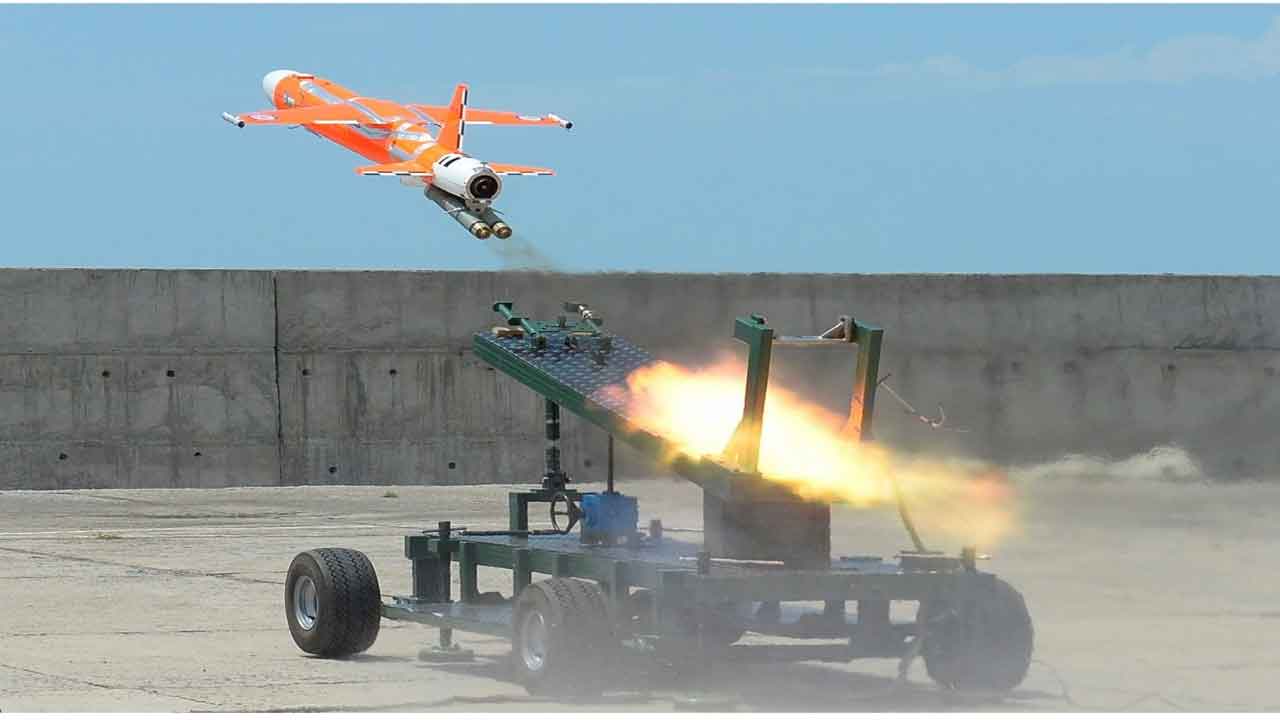 అభ్యాస్ హై స్పీడ్ ఏరియ‌ల్ టార్గెట్‌ను ప‌రీక్షించిన డీఆర్డీవో