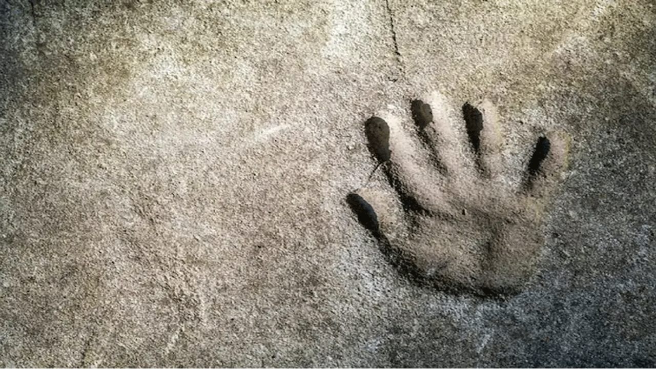 కోరిక‌లు నెర‌వేర్చుతానంటూ బాలిక‌పై తాంత్రికుడి లైంగిక దాడి!