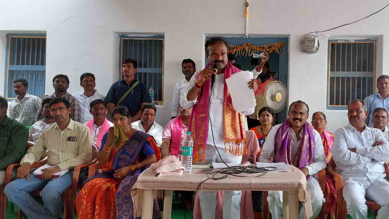 సీఎం కేసీఆర్‌తోనే తెలంగాణ అభివృద్ధి : ఎమ్మెల్యే వెంకటేశ్వర్‌ రెడ్డి