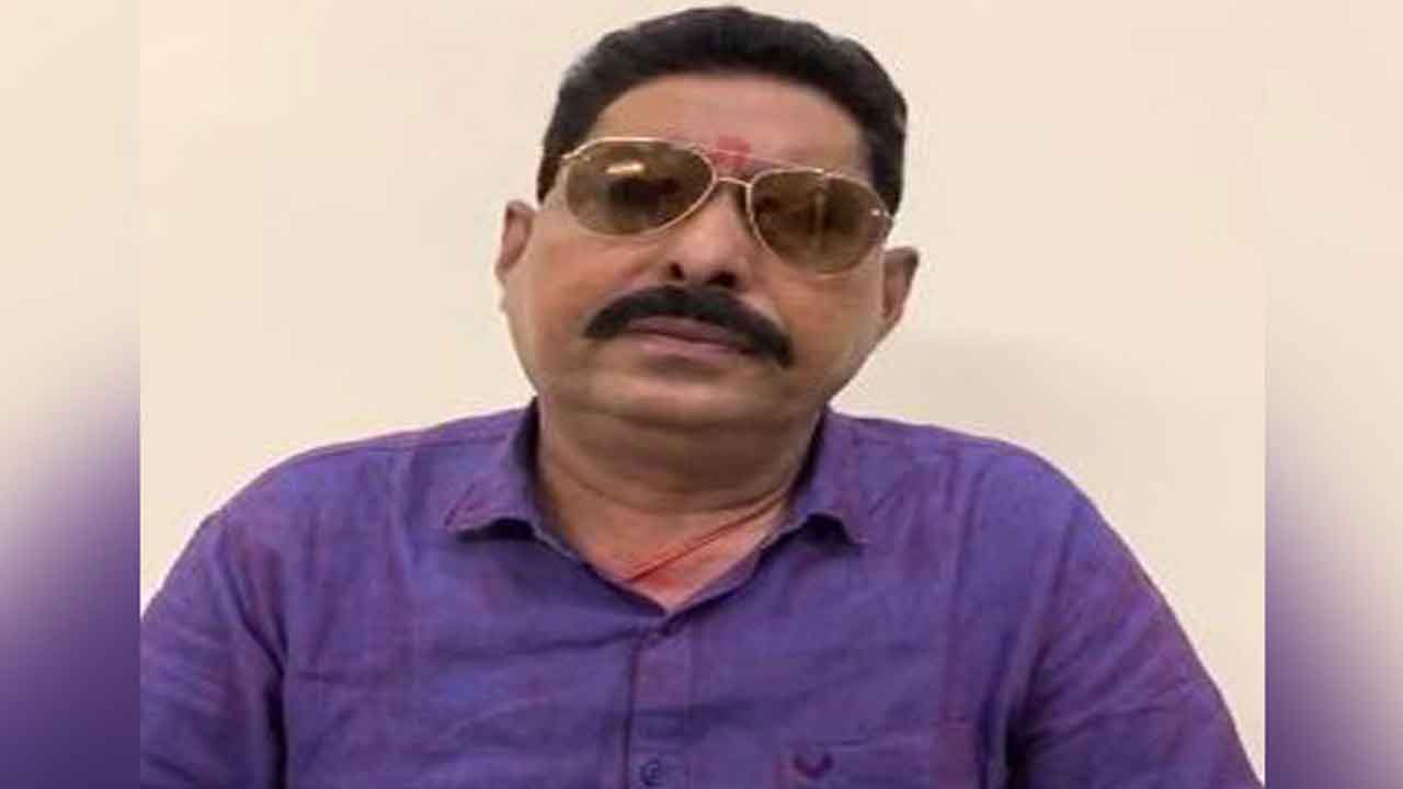 ఏకే47 కేసులో ఎమ్మెల్యేకు ప‌దేళ్ల జైలుశిక్ష‌