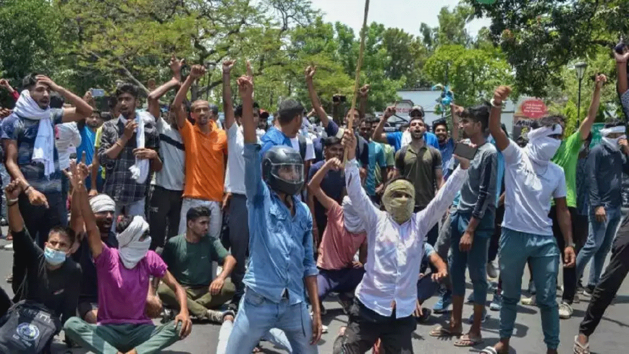 Agnipath | ఆర్మీని అమ్మకానికి పెట్టిన మోదీ సర్కార్ : కాంగ్రెస్