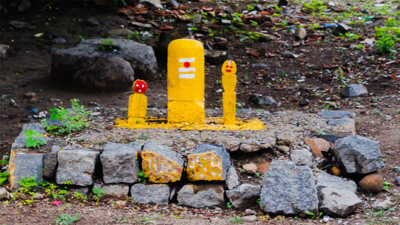 ఊరి మధ్యలో బొడ్రాయిని ఎందుకు ఉంచుతారు? దీని చరిత్రేంటి?