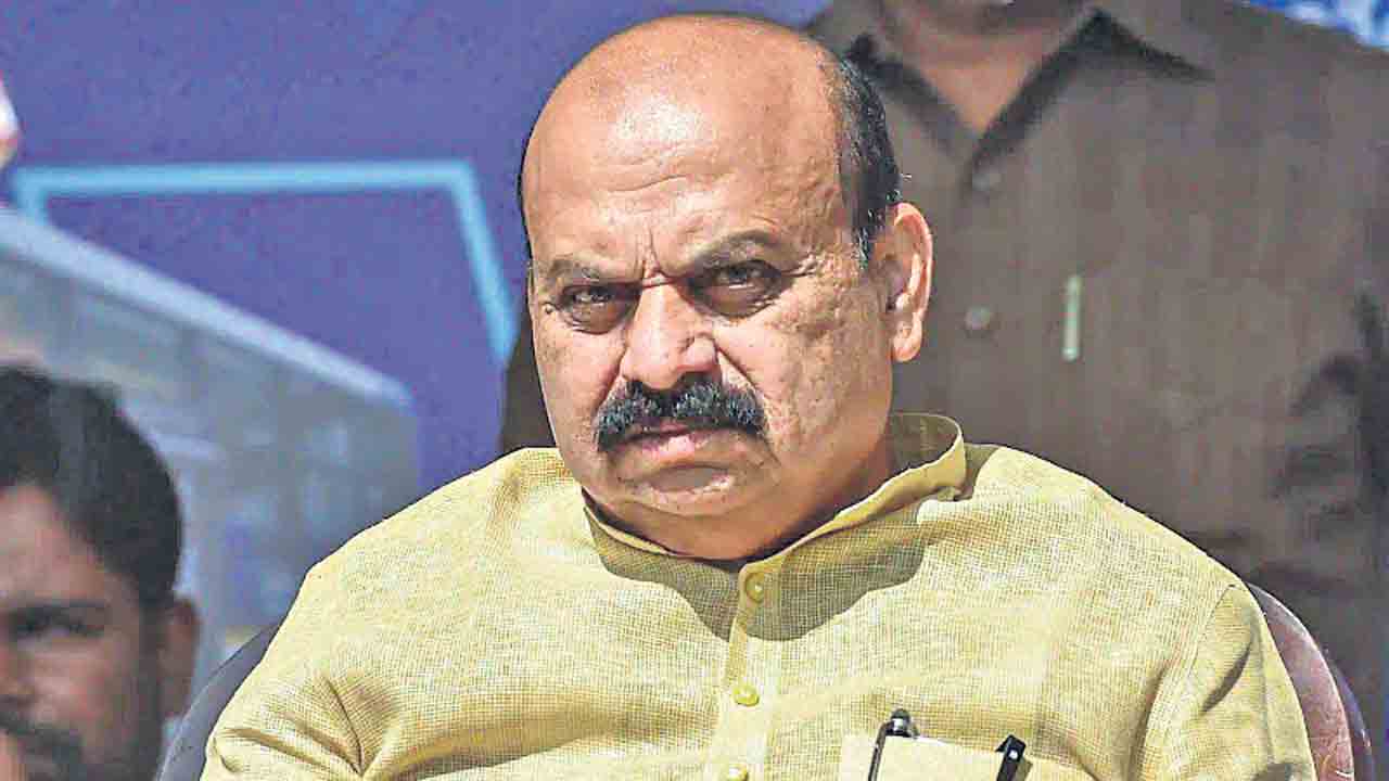 కర్ణాటకలో ప్రమాదంలో భిన్నత్వం