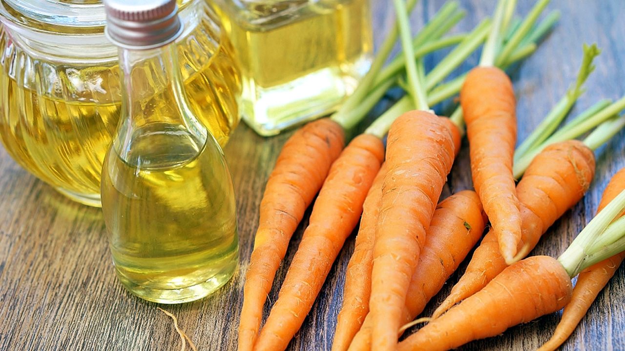 Hair Fall | రోజూ ఈ నూనె వాడితే జుట్టు రాల‌డం త‌గ్గి ఒత్తుగా పెరుగుతాయి