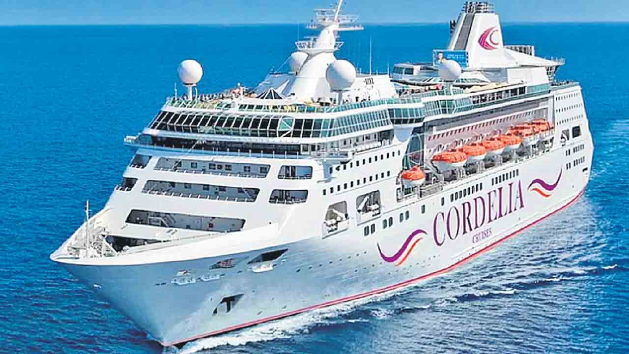 విశాఖ చేరిన కార్డెలియా క్రూజ్‌
