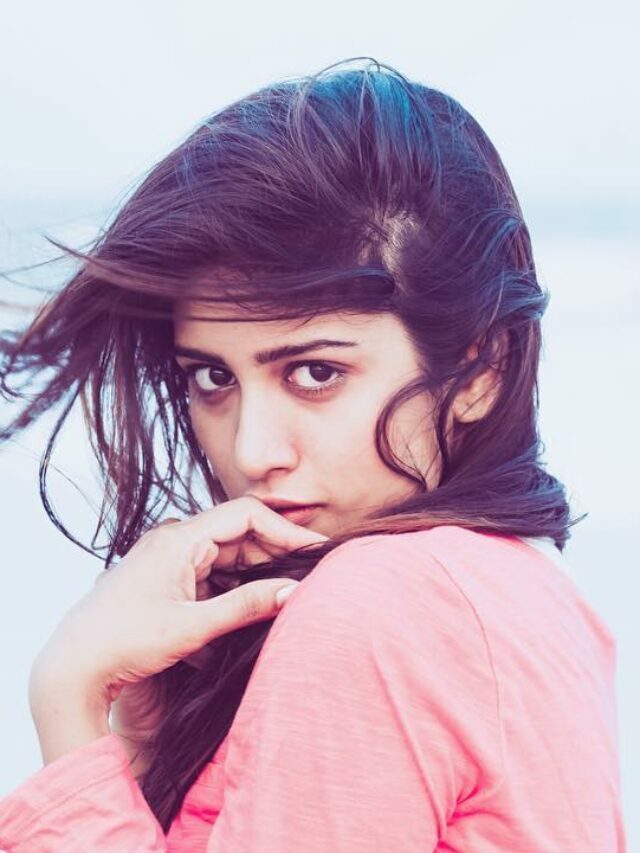 ఇండ‌స్ట్రీలో లేకుండా చేస్తాన‌ని బెదిరించారు