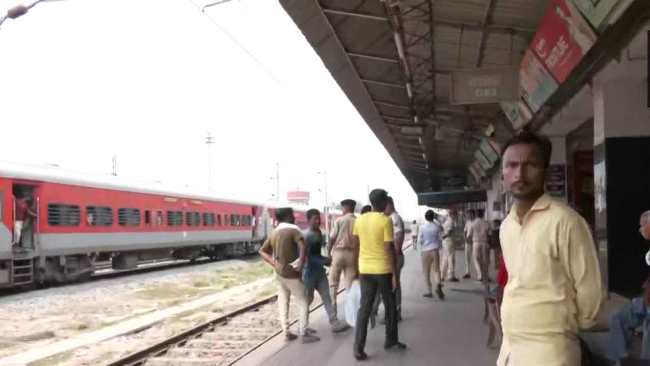 బీహార్‌లోనూ రెచ్చ‌గొట్టింది కోచింగ్ సెంట‌ర్లేనా !