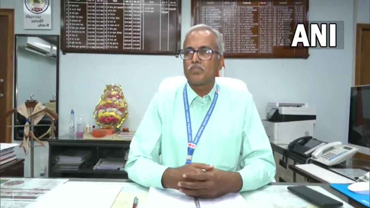 బీహార్‌లో అగ్నిజ్వాల‌లు.. రైల్వేకు 200 కోట్ల న‌ష్టం