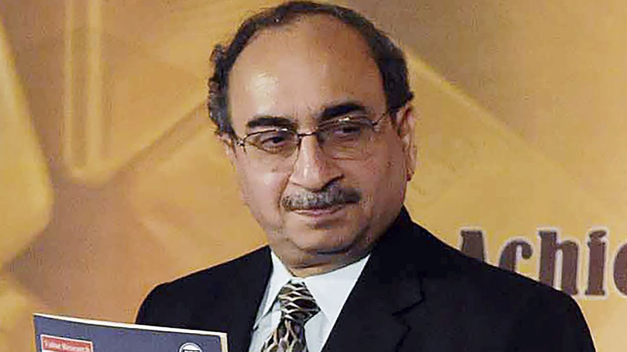 వాళ్లకన్నా తక్కువే