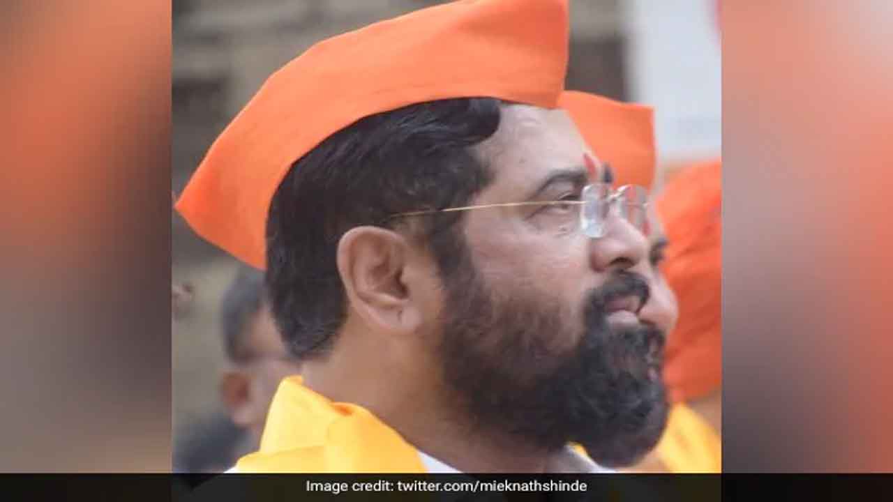 ఎవరీ ఏక్నాథ్ షిండే.. మహారాష్ట్రలో ఎవరి బలమెంత?