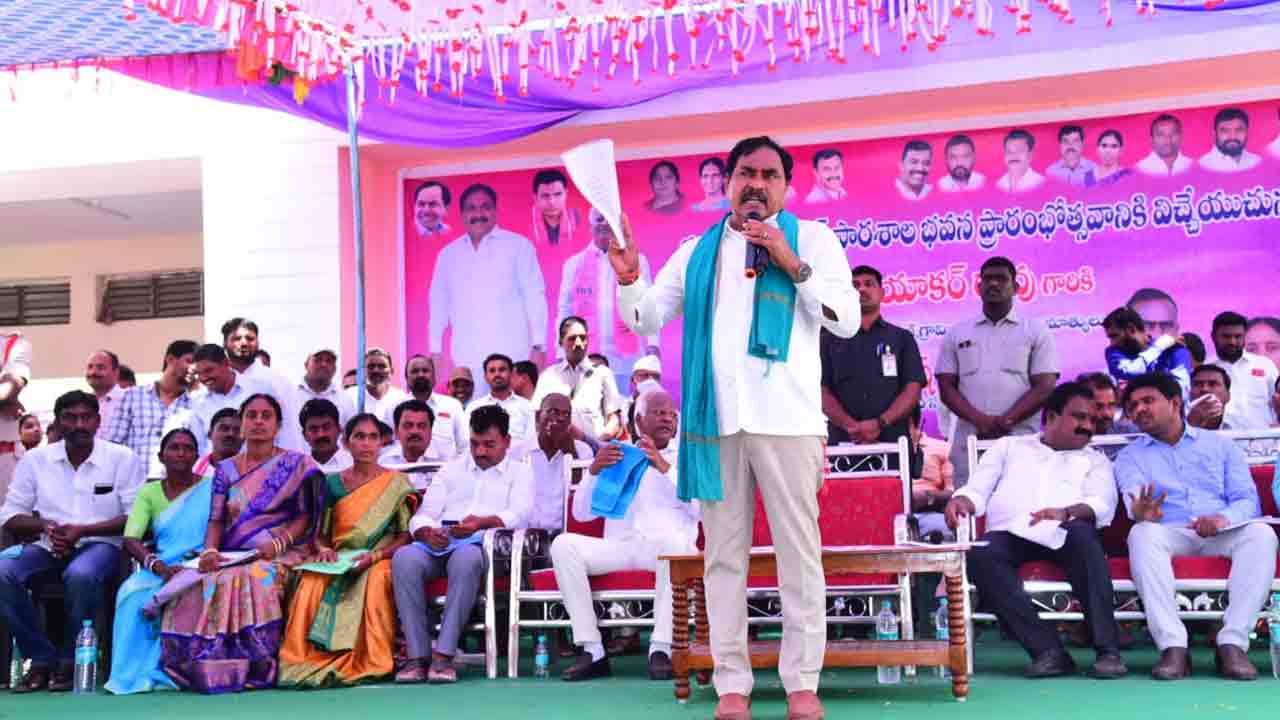 గ్రామాల గతిని మార్చిన పల్లె ప్రగతి : మంత్రి ఎర్రబెల్లి