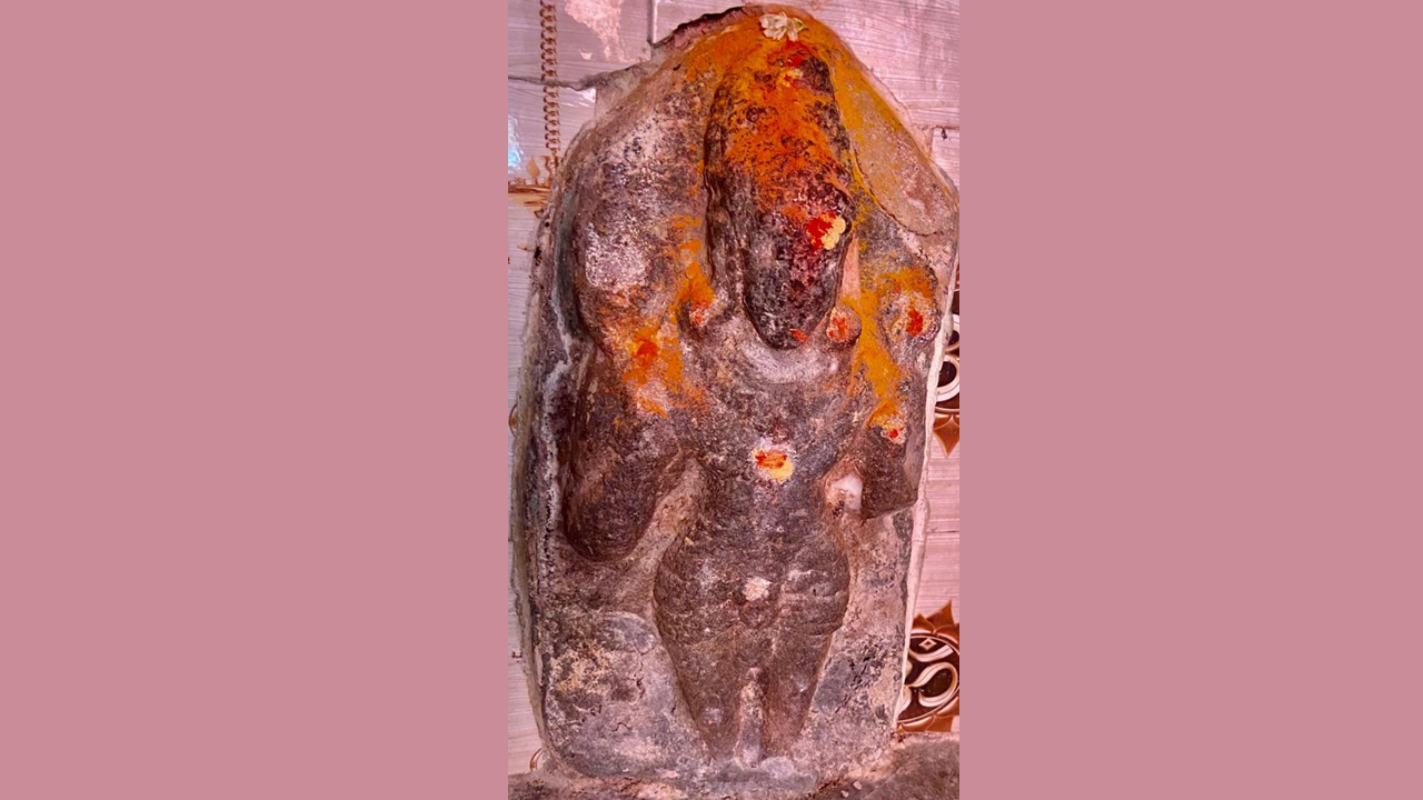 పెద్దవూరలో వెయ్యేళ్ల నాటి శిల్పాలు