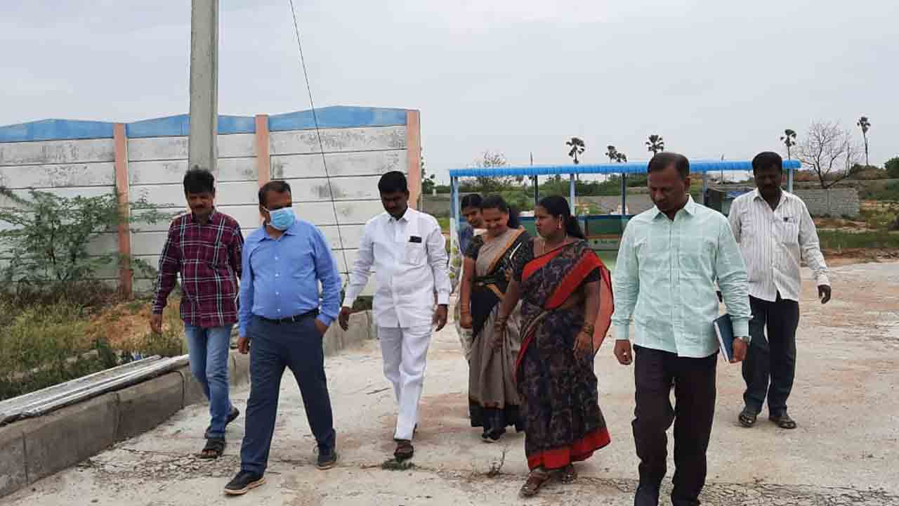 పల్లె ప్రగతి పనులను ఆకస్మికంగా తనిఖీ చేసిన డిప్యూటీ కమిషనర్ రవీందర్ రావు