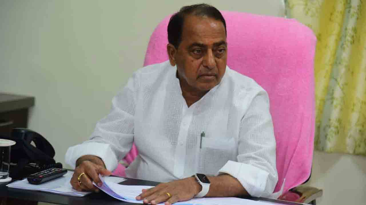 సింగిల్‌ యూజ్‌ ప్లాస్టిక్ నిషేధానికి ప్రత్యేక కార్యాచరణ ‌: మంత్రి ఐకే రెడ్డి