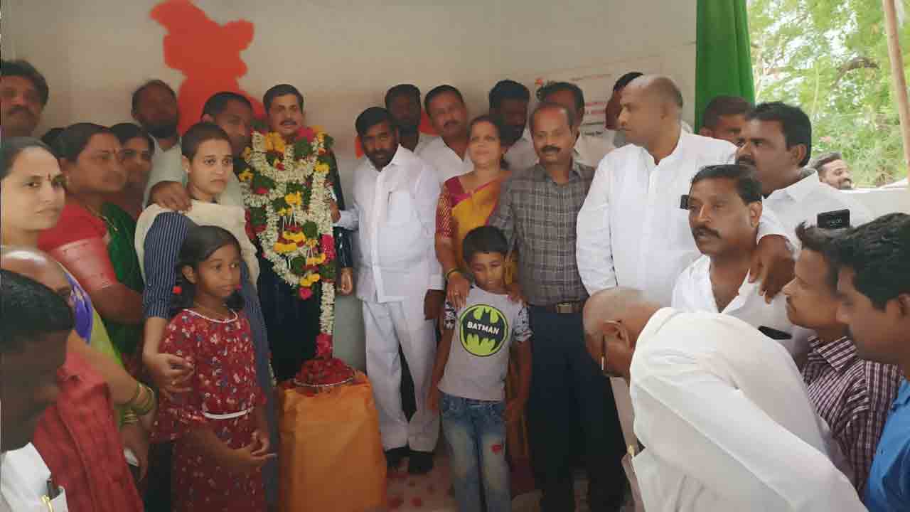 కల్నల్ సంతోష్ బాబు త్యాగం చిరస్మణీయం : మంత్రి జగదీష్‌ రెడ్డి