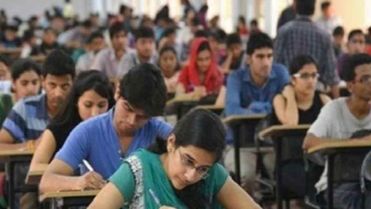 ASRB, EFLU Recruitment | రేపే చివరి గడువు.. ఈ పోస్టులకు దరఖాస్తు చేసుకున్నారా?