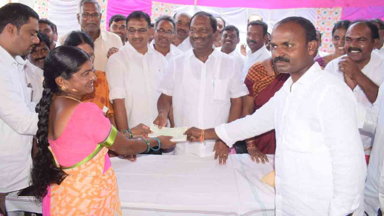 గ్రామాల సమగ్రాభివృద్ధికి ప్రభుత్వం కృషి : మంత్రి కొప్పుల