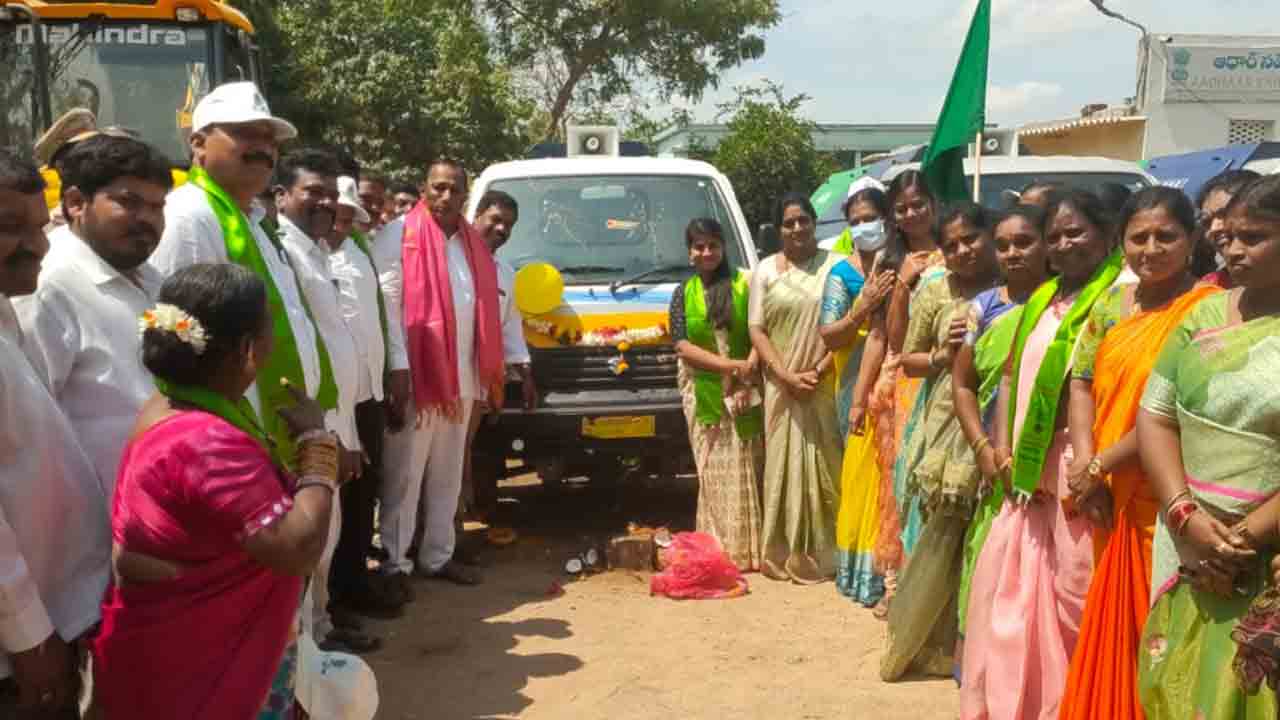 రోడ్డును కబ్జా చేసే అక్రమార్కులపై క్రిమినల్‌ కేసులు : ఎమ్మెల్యే మాగంటి