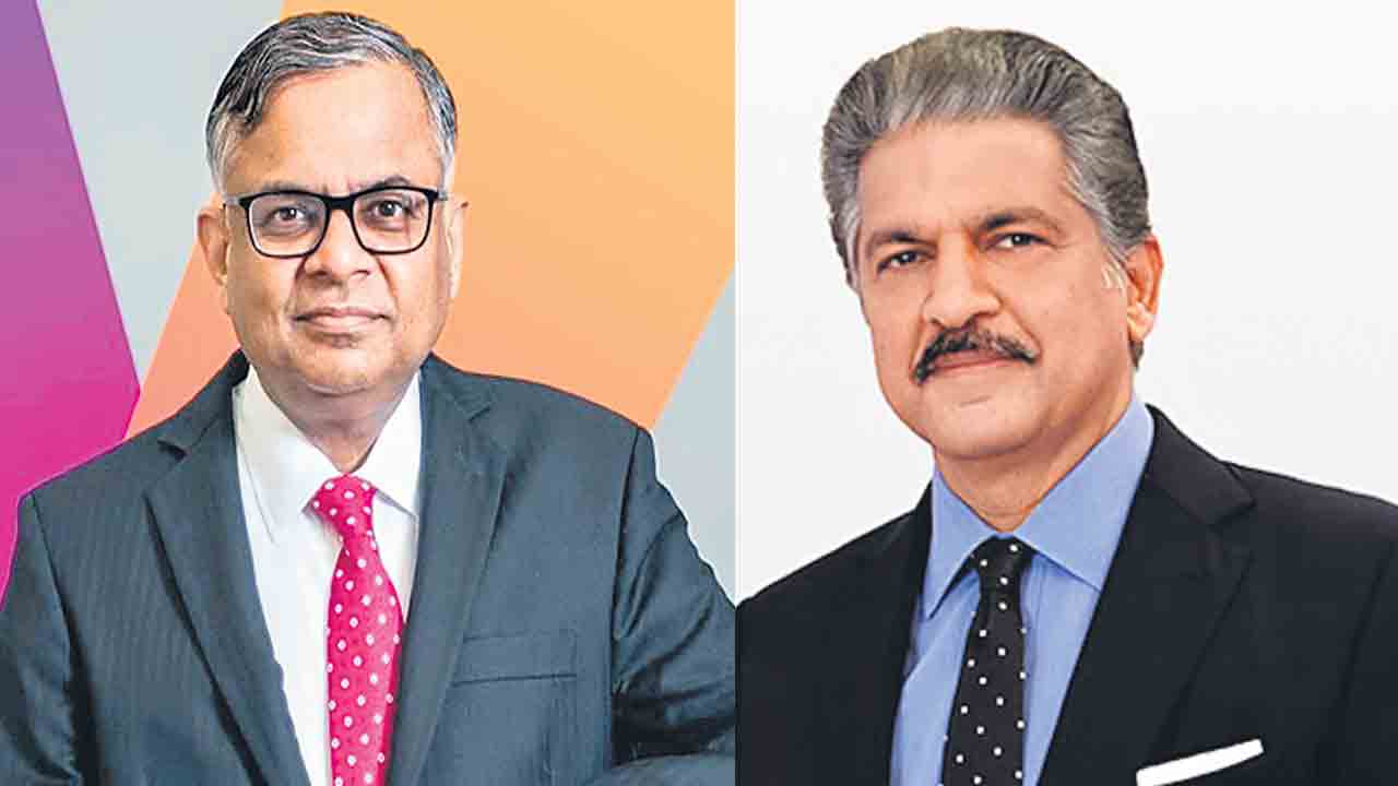 రంగంలోకి కార్పొరేట్లు