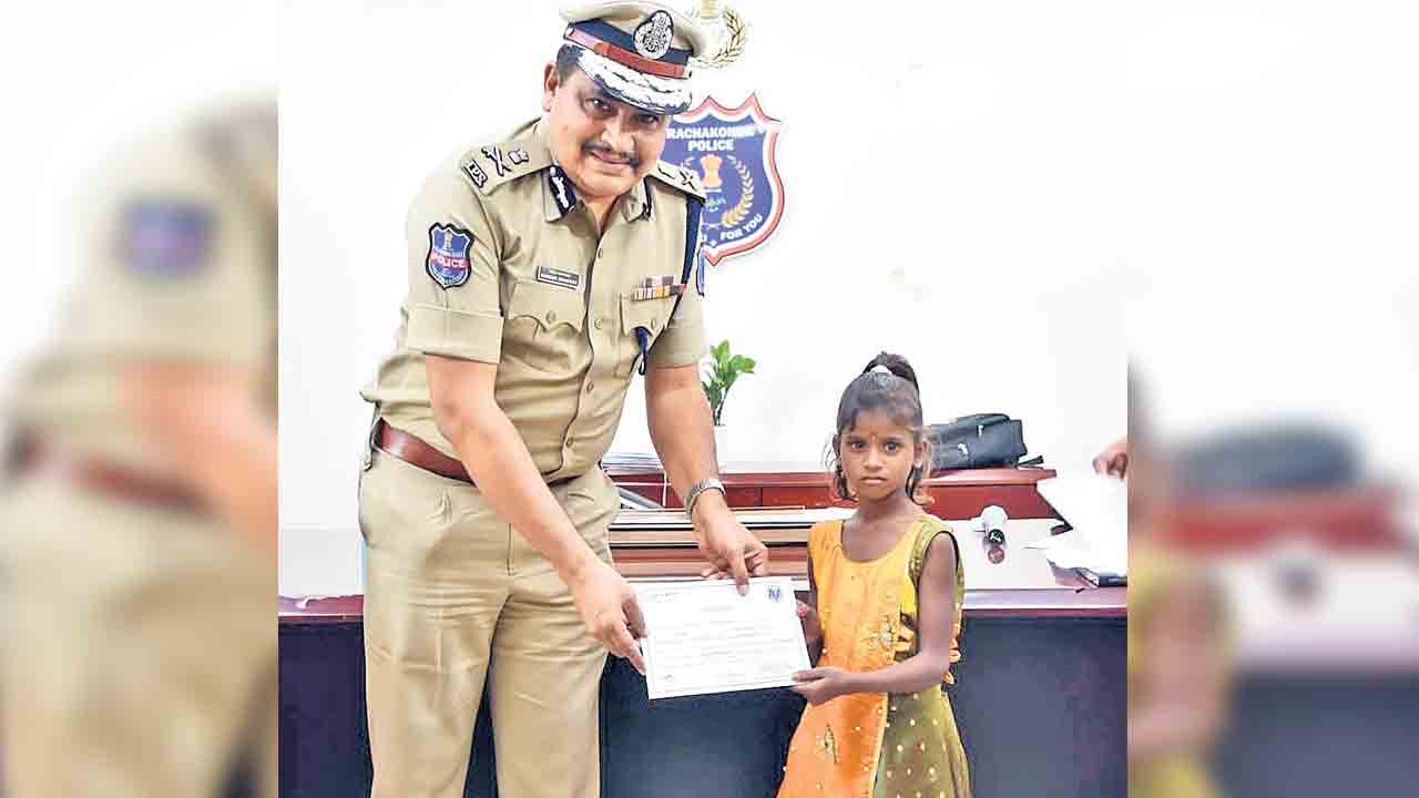 గుర్తించారు.. చదివించారు…