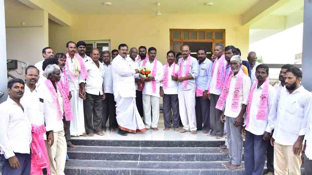 అరవై ఏండ్ల తండ్లాటకు ఎనిమిదేండ్ల పాలనతో పరిష్కారం : మంత్రి నిరంజన్ రెడ్డి