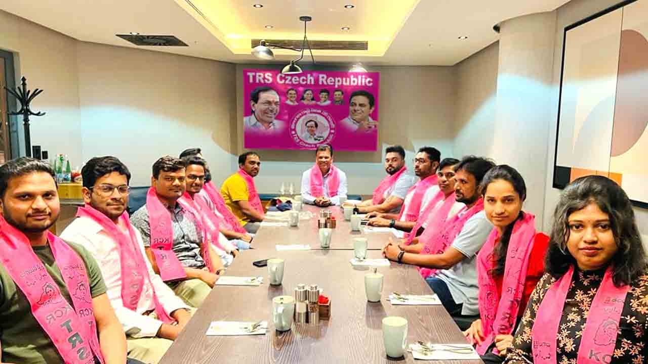 NRI | టీఆర్ఎస్ చెక్ రిపబ్లిక్ శాఖ ప్రారంభం