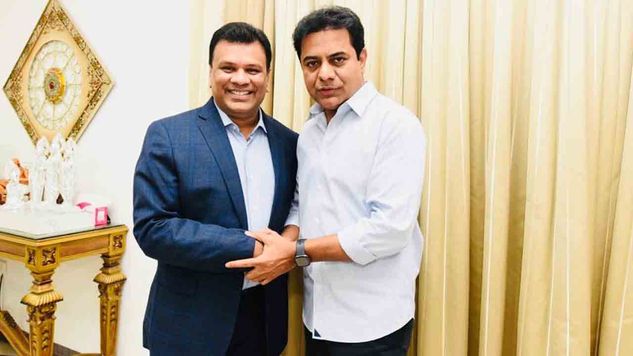 NRI | కేసీఆర్ జాతీయ రాజకీయాల్లోకి రావాలి..ముక్త కంఠంతో నినదించిన ఎన్నారైలు