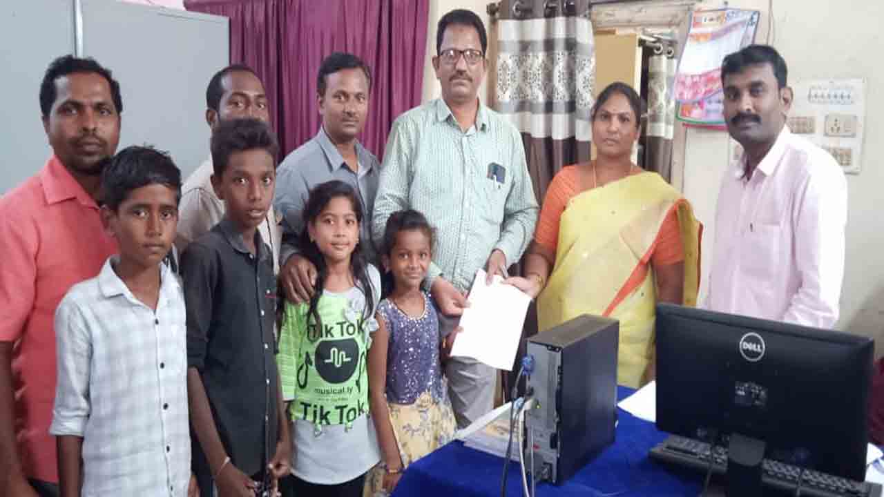 పేదింటి బిడ్డలకు పెద్దింటి చదువులు